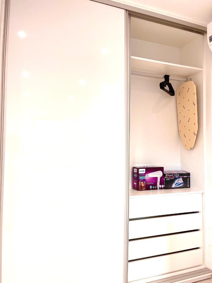 Gibraltar Central Suites Bagian luar foto
