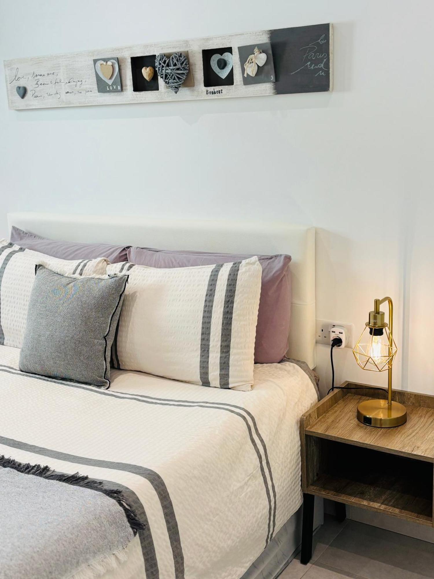 Gibraltar Central Suites Bagian luar foto